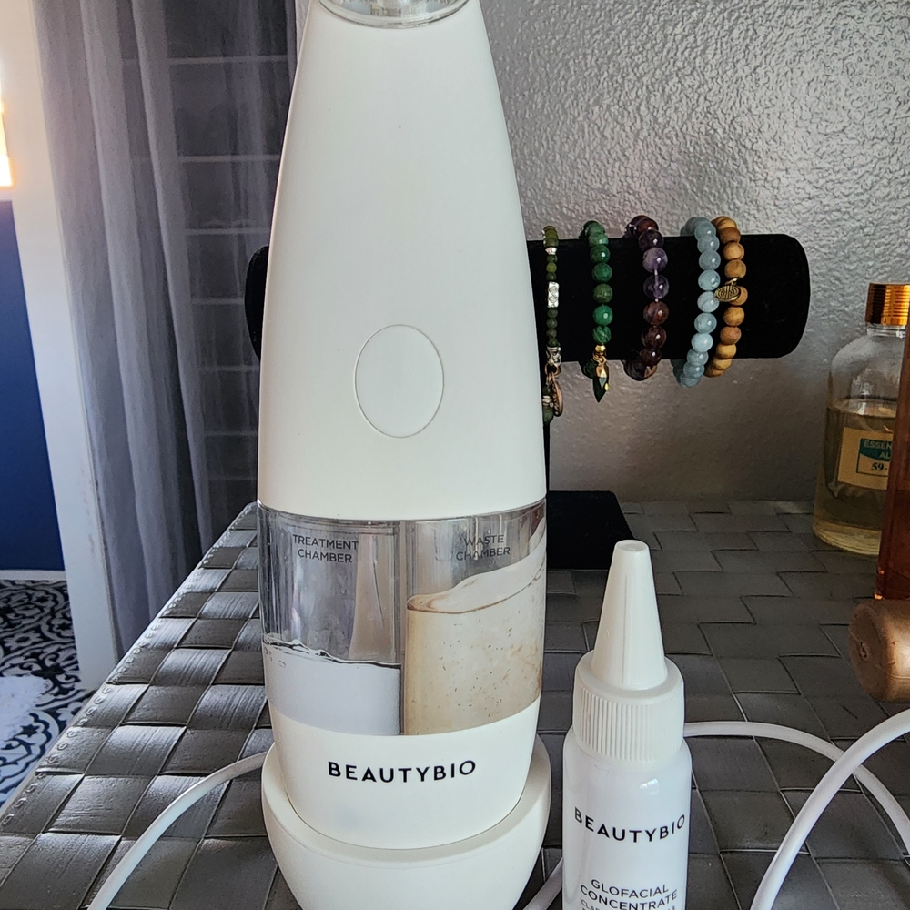 BeautyBio White Facial Hydration Device with Concentrate